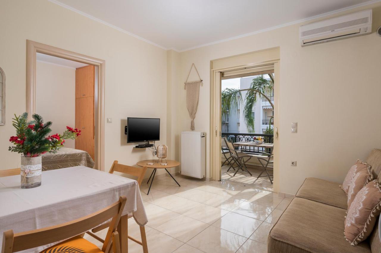 Luxury Coastal Retreat, Mountain View Balcony With Palm Trees & Parking Apartamento Chania  Exterior foto