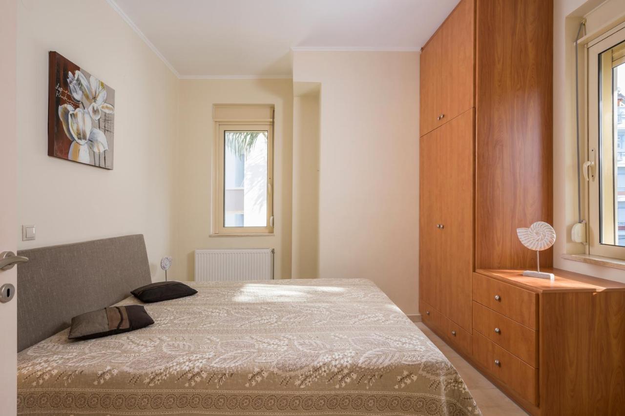 Luxury Coastal Retreat, Mountain View Balcony With Palm Trees & Parking Apartamento Chania  Exterior foto